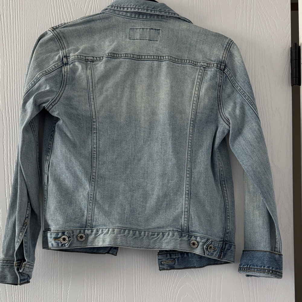 Lucky Brand Faded Light Blue Denim Jacket - Picture 2 of 2
